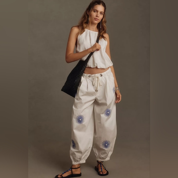 Anthropologie Pants - Anthropologie Pilcro Embroidered Pants
